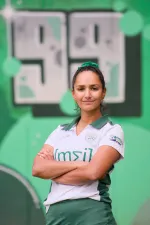 Lara Broll